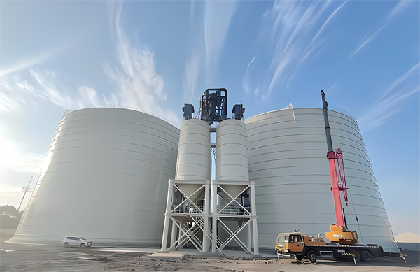 乌尔禾大型钢板库